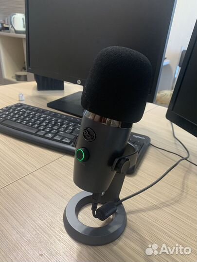 Микрофон blue yeti