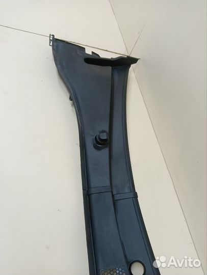 Решетка стеклооч. планка под лобовое стекло, жабо