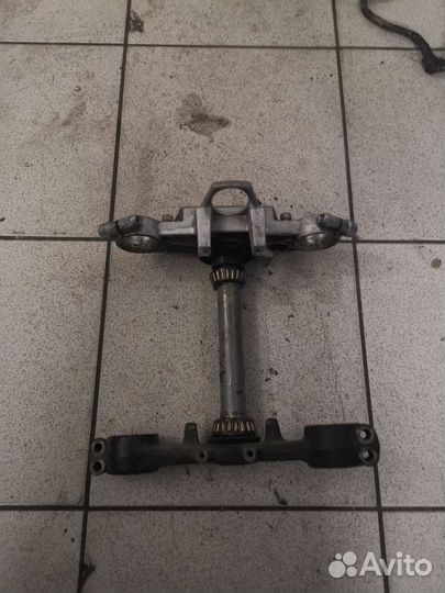 Траверсы Kawasaki ZZR 400 1