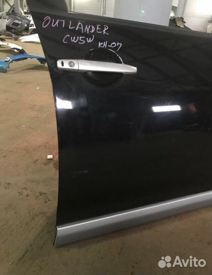 Дверь передняя правая на mitsubishi outlander xl