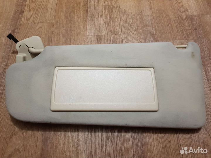 Солнцезащитный козырек левый Range Rover L322