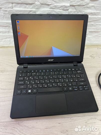 Нетбук Acer ES1-111 series