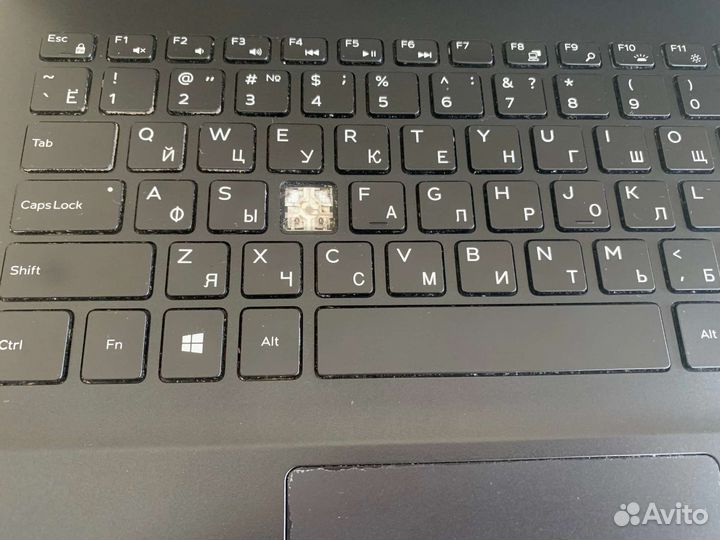 Ноутбук Dell Inspiron