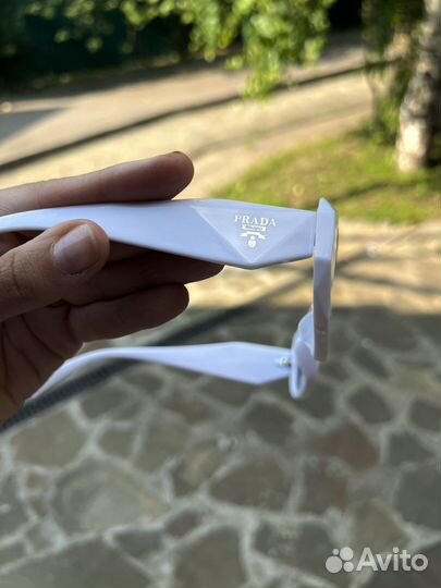 Очки в стиле prada