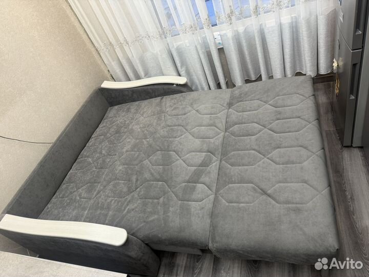 Продам диван