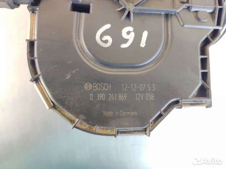 Моторчик стеклоочистителя передний Peugeot 408 201