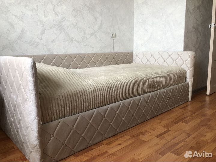 Кровать 90х200