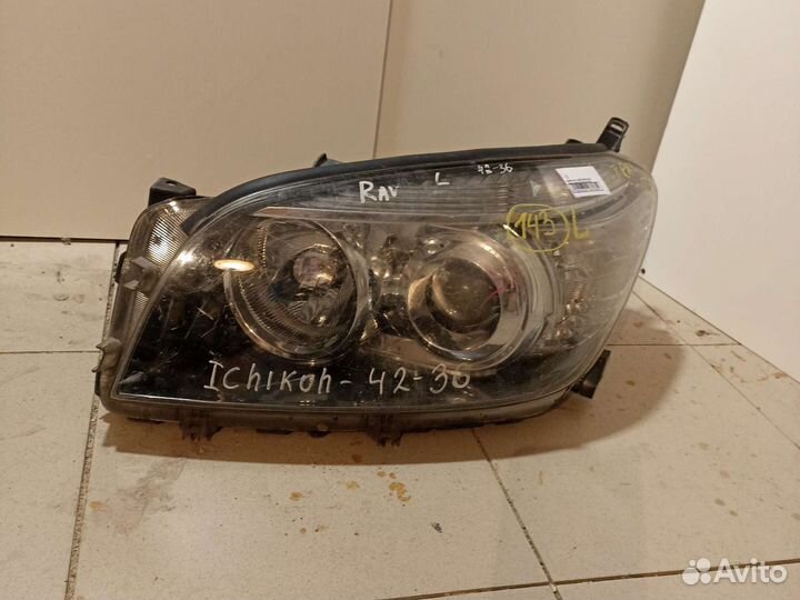 Фары Toyota RAV4 A30