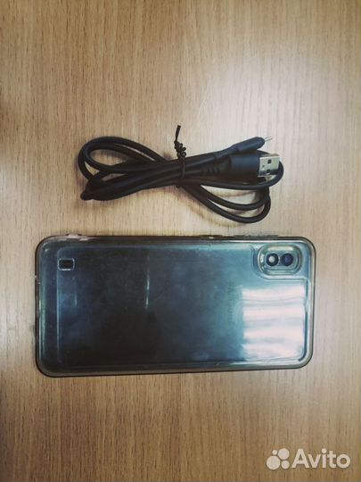 Samsung Galaxy A10, 2/32 ГБ