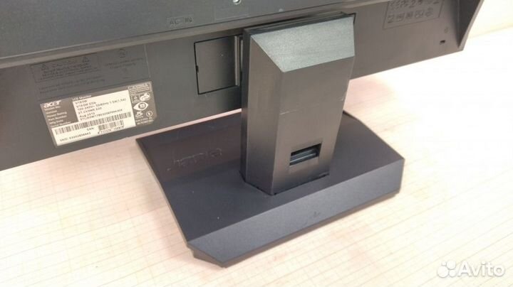 Монитор б/у 19