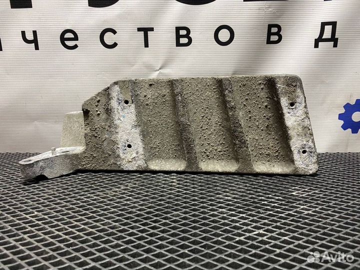 Ступень левая Volvo FMX 84220615