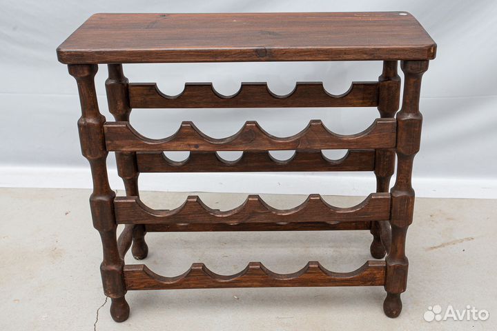 Столик-подставка для винных бутылок