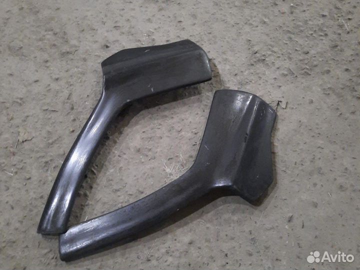 Накладки (уши) на спойлер 