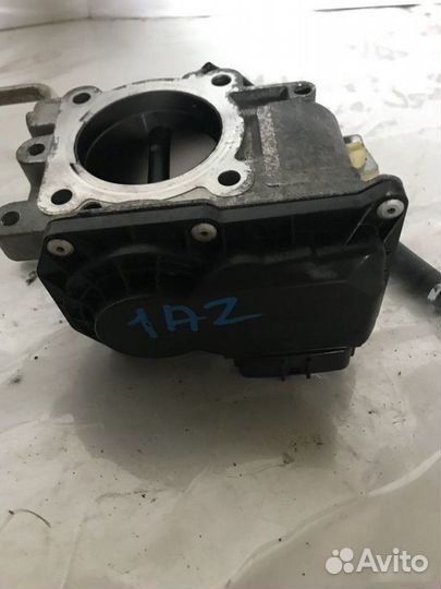 Дроссельная заслонка Toyota Isis ANM10 1AZ-FSE