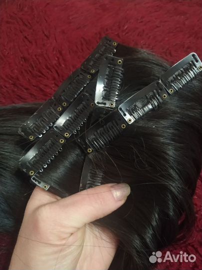 Волосы на заколках