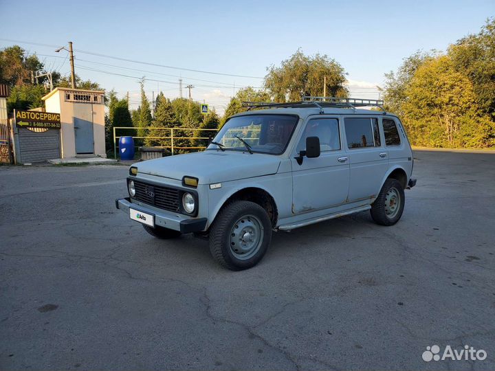 LADA 4x4 (Нива) 1.7 МТ, 2003, 200 000 км