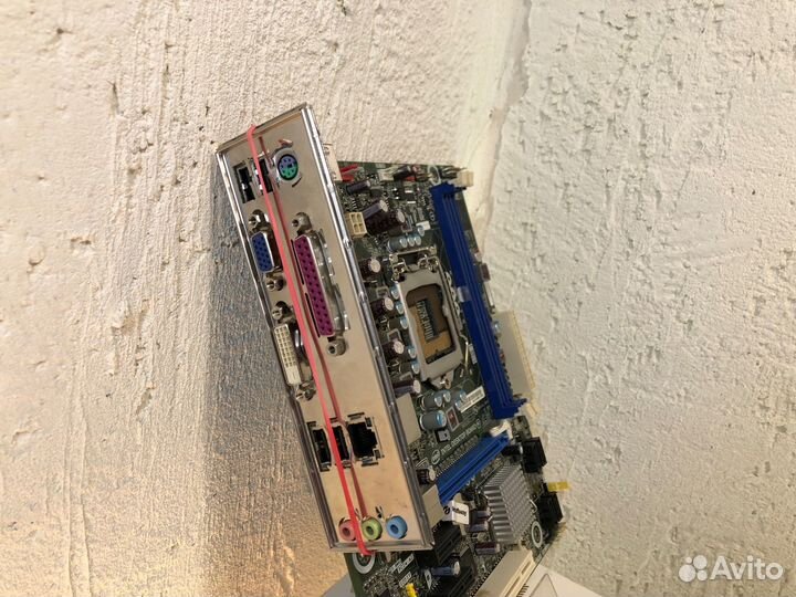 Материнская плата Intel DH61CR LGA 1155