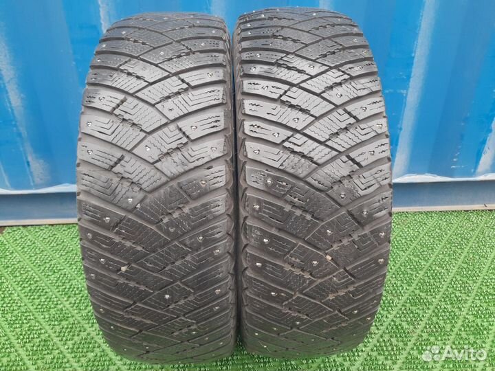 Goodyear Ultragrip Ice Arctic 215/65 R16 109T