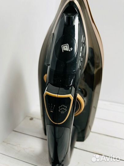 Утюг Hyundai H SI01222