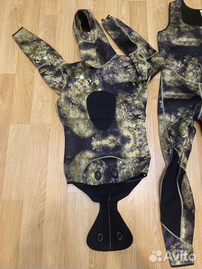 Гидрокостюм из двух частей 5мм,7мм размер L