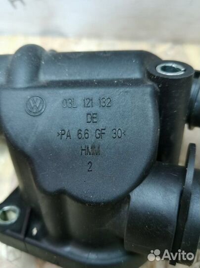 Фланец системы охлаждения Volkswagen Tiguan 5N1