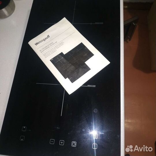 Встраиваемая индукционная панель Weissgauff