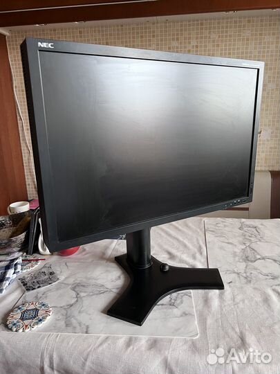 Монитор NEC multisync LCD2690WUXi2