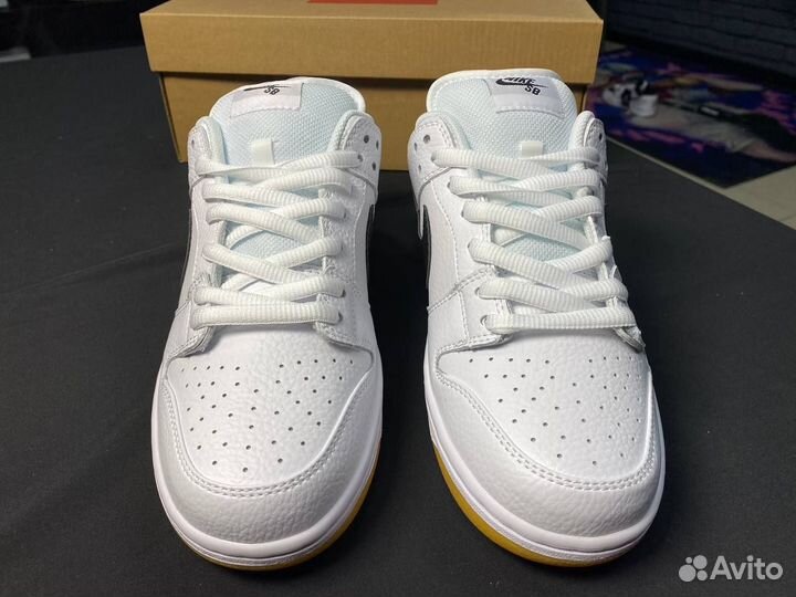 Nike SB Dunk Low Pro White Gum