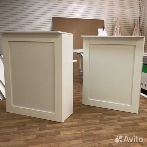 Стойка ресепшн 90 см