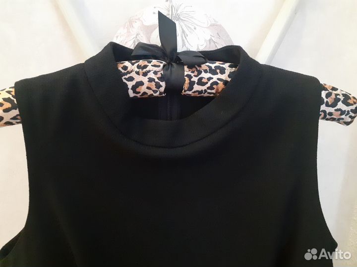 Платье Helmidge