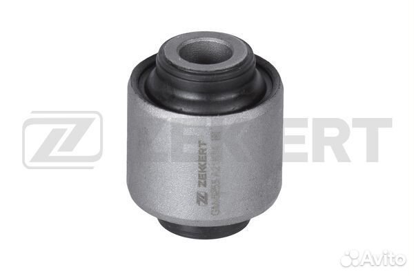 С/блок задней цапфы ниж. Mitsubishi Eclipse II 95- Galant VII viii 92