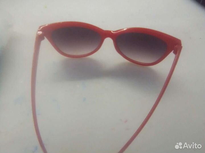 Солнцезащитные очки женские