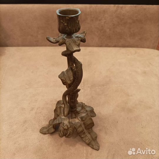 Старинный бронзовый подсвечник
