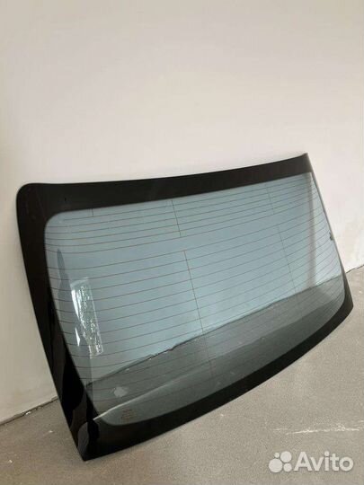 Стекло на camry v70