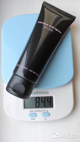 Narciso Rodriguez лосьон для тела парфюмированный