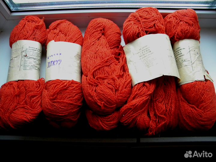 Шерстяная и полушерстяная пряжа