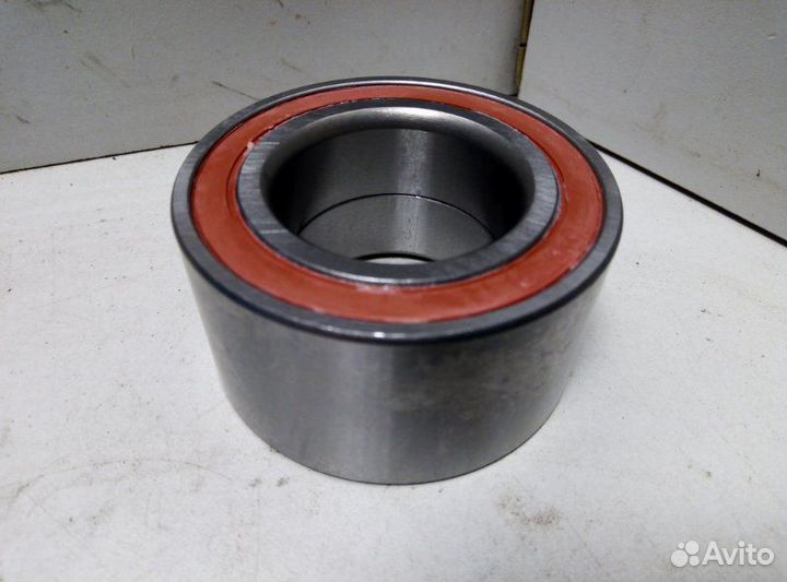 Подшипник ступицы передней Volkswagen Golf