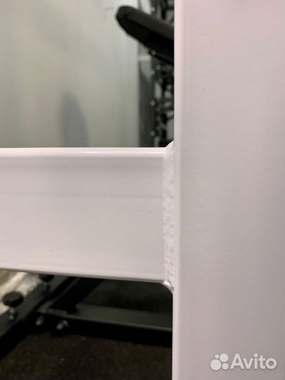 Скамья для жима и штанга