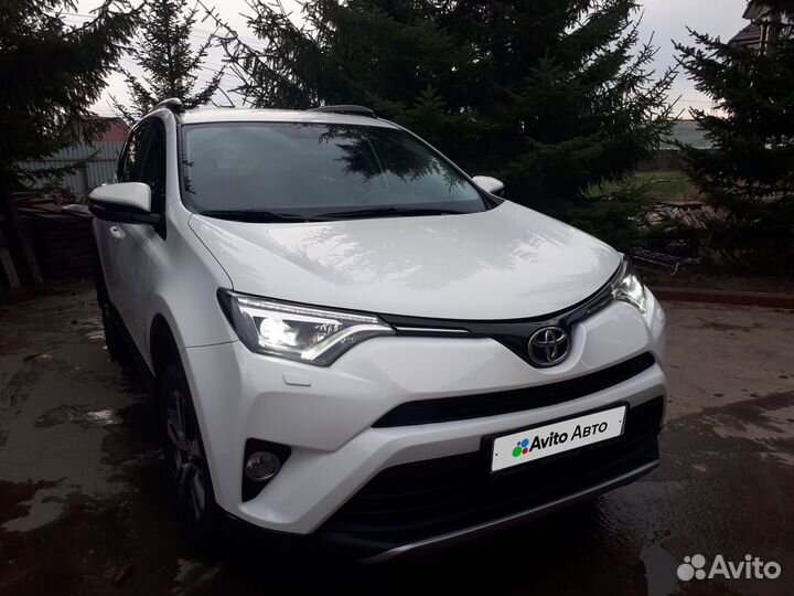 Toyota RAV4 2.0 CVT, 2018, 110 000 км