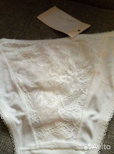 Трусики новые 44 р-р