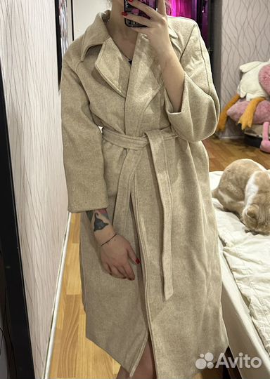 Пальто женское 42 44 бежевое