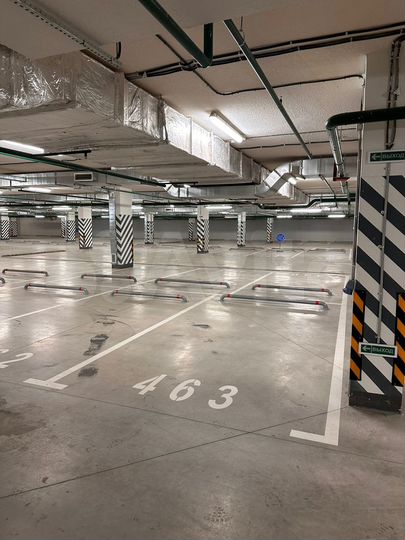 Машиноместо, 13 м²