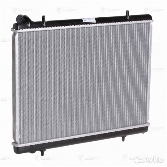 Радиатор охлаждения Пежо 307 00