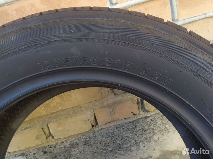 Kumho Solus KH17 205/60 R16 92V