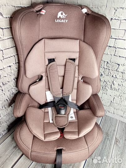 Детское автокресло новое от 9 мес - 12 лет
