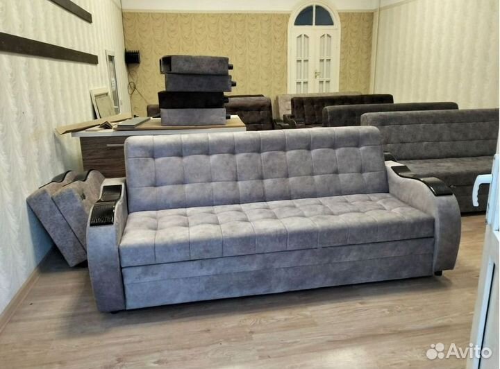 Прямой диван на заказ