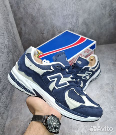 Кроссовки new balance 2002r