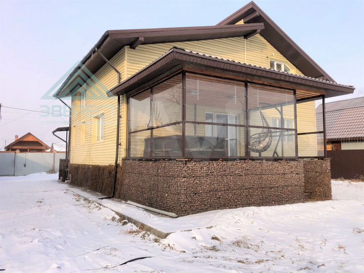 Дом 240 м² на участке 15 сот.