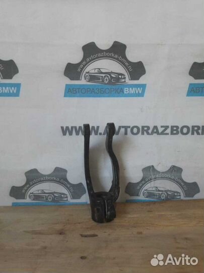 Кронштейн амортизатора левый Bmw X5 E70 N62B48