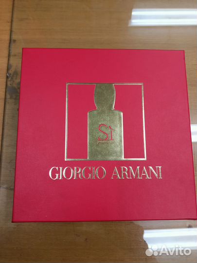 Новый парфюмерный набор Giorgio Armani